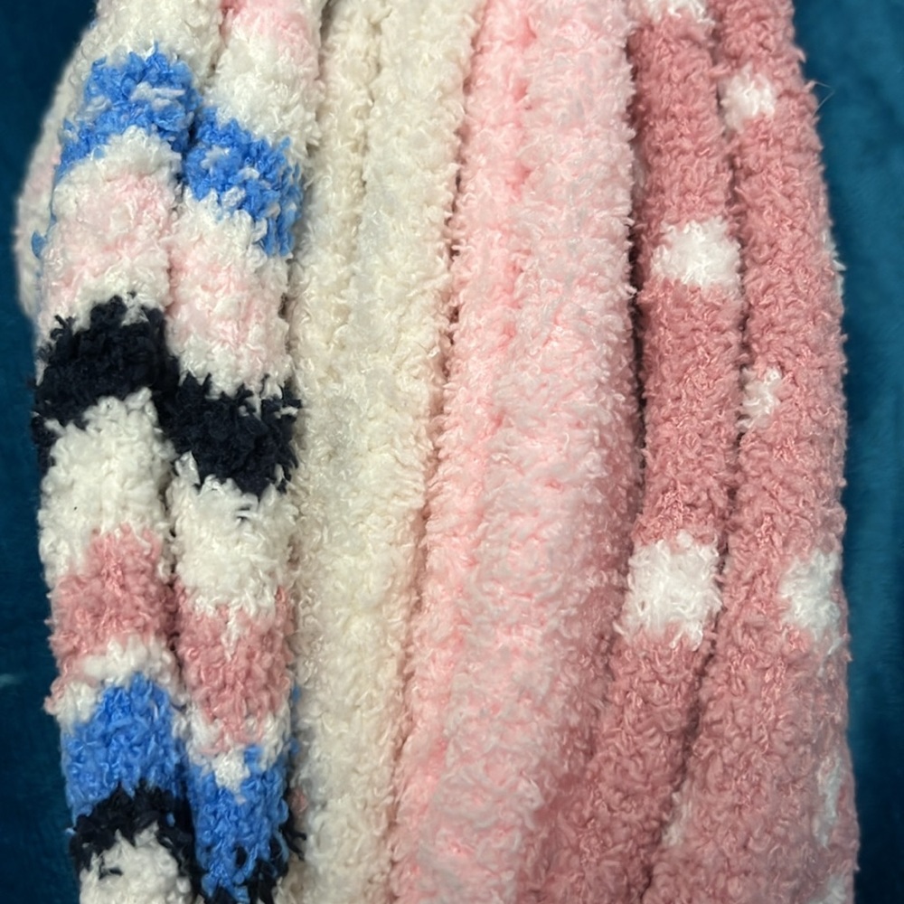 New women Ellen Tracy 4 pair socks pack NEW NWT - Picture 1 of 11